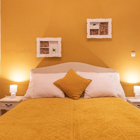 Cork Apartman Еґер Екстер'єр фото