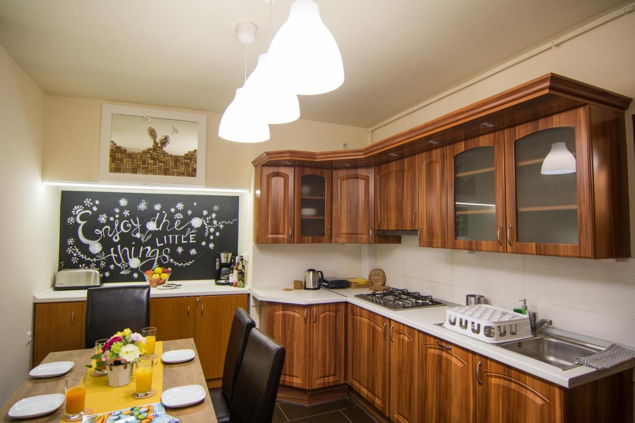 Cork Apartman Еґер Екстер'єр фото